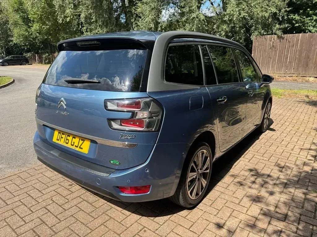 Used Citroën Grand C4 Picasso Exclusive 120 HP (88 kW) 2016 Blue MPV