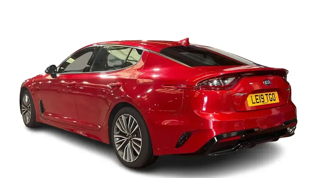 Used Kia Stinger GT-Line S 200 HP (147 kW) 2019 Red Hatchback
