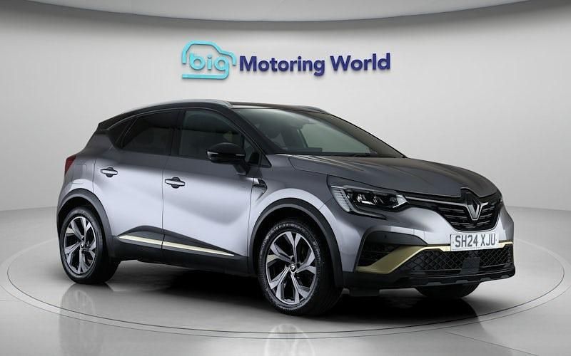 Used Renault Captur Engineered 143 HP (105 kW) 2024 Grey/black SUV