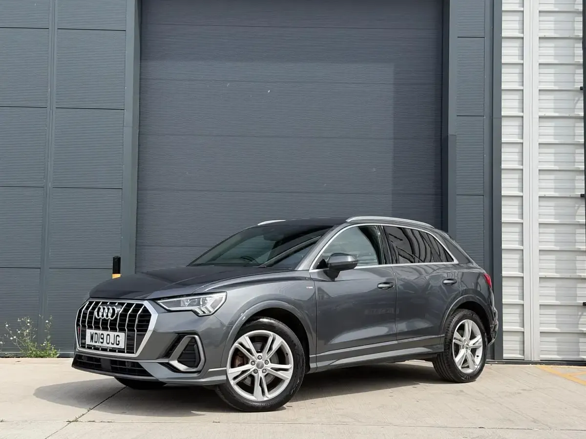 Used Audi Q3 S-Line 190 HP (139 kW) 2019 Grey SUV