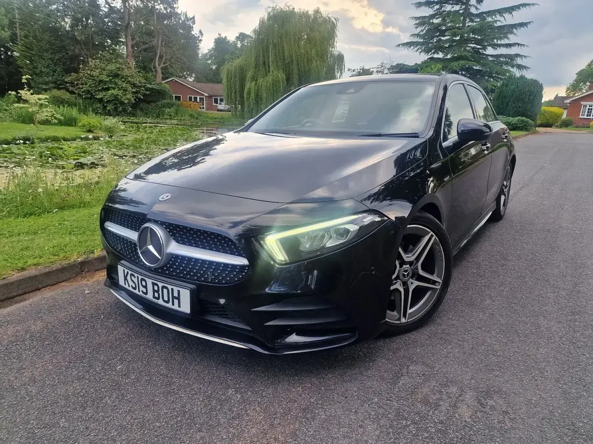 Used Mercedes A180 Executive 116 HP (85 kW) 2019 Black Hatchback