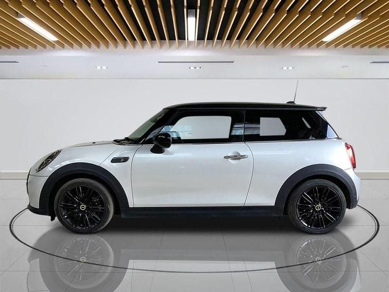 Used Mini Cooper SE Hatch 135 kW (184 HP) 2023 White Hatchback