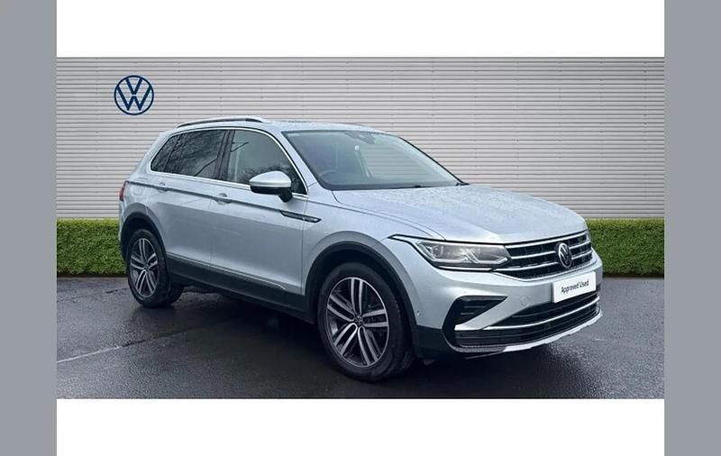 Used VW Tiguan Elegance 150 HP (110 kW) 2021 Silver SUV
