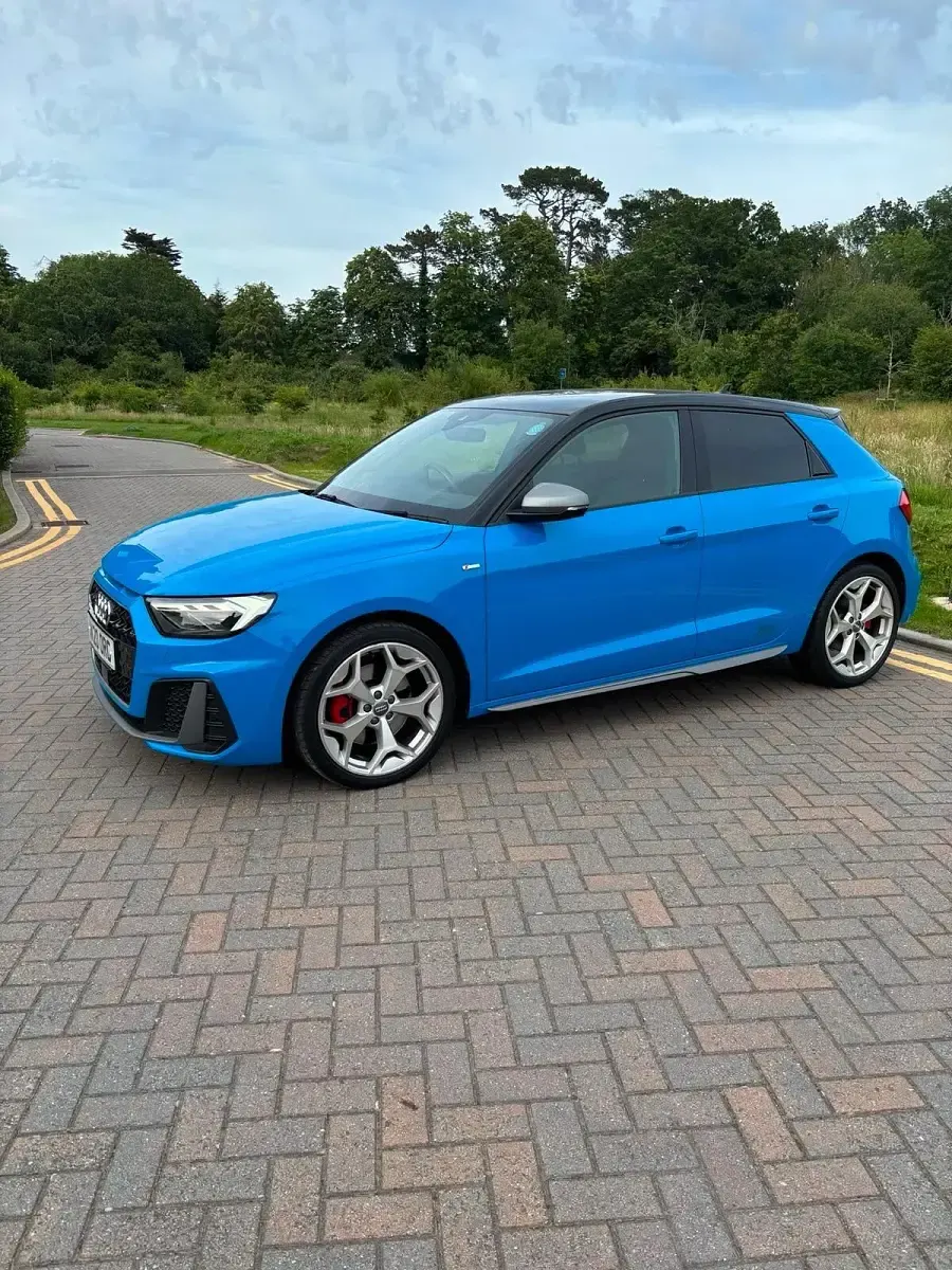 Used Audi A1 Competition 196 HP (144 kW) 2020 Blue SUV