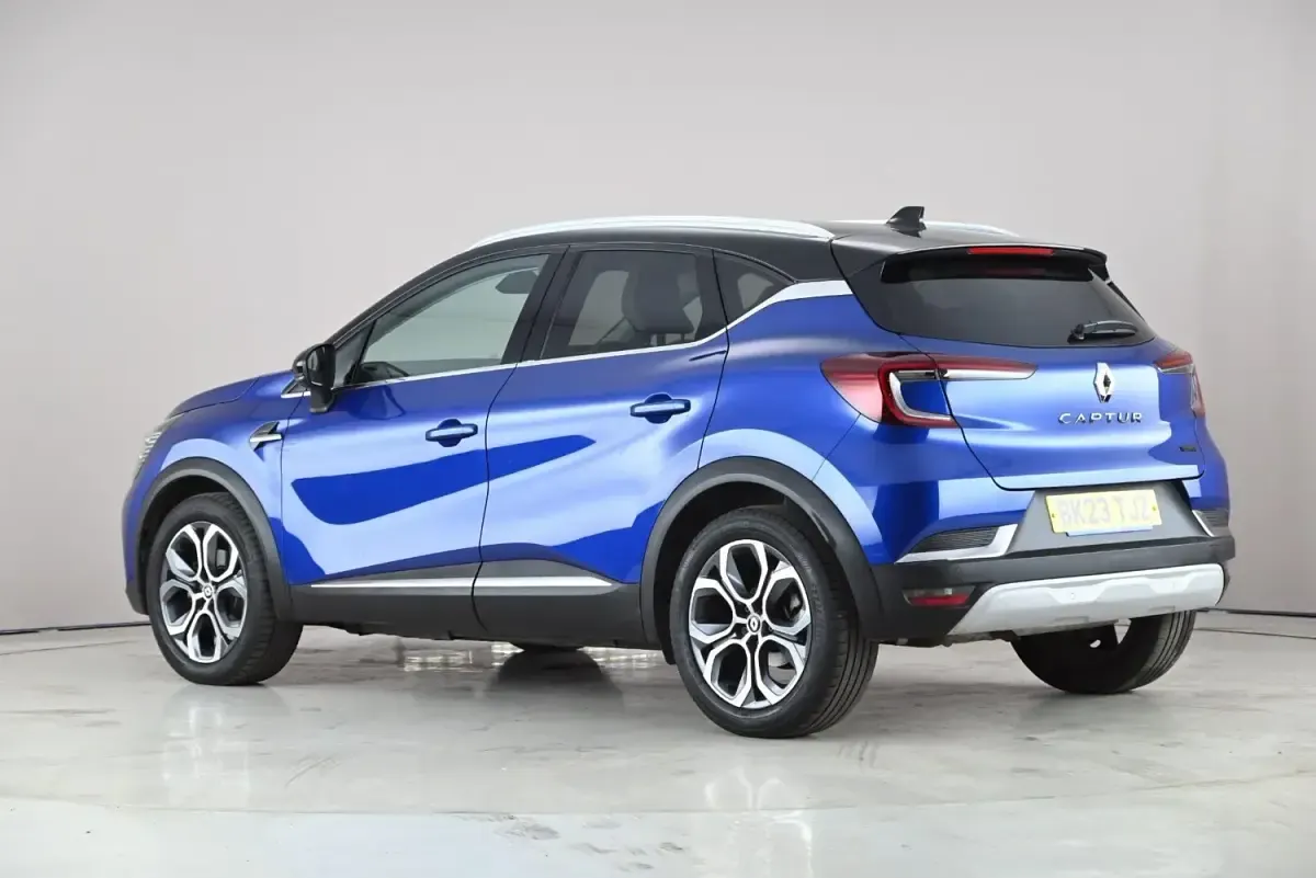 Gebraucht Renault Captur Techno 143 PS (105 kW) 2023 Blau SUV