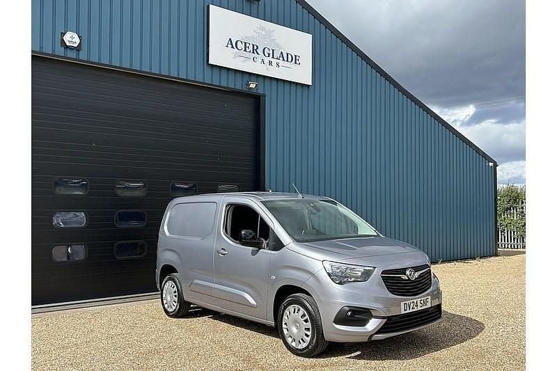 Grey Used 2024 Vauxhall Combo MPV | £13,490 (Fair price) - Image 1/4