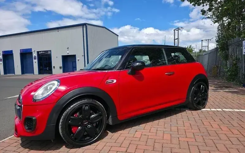 Used Mini John Cooper Works Hatch 231 HP (169 kW) 2015 Hatchback