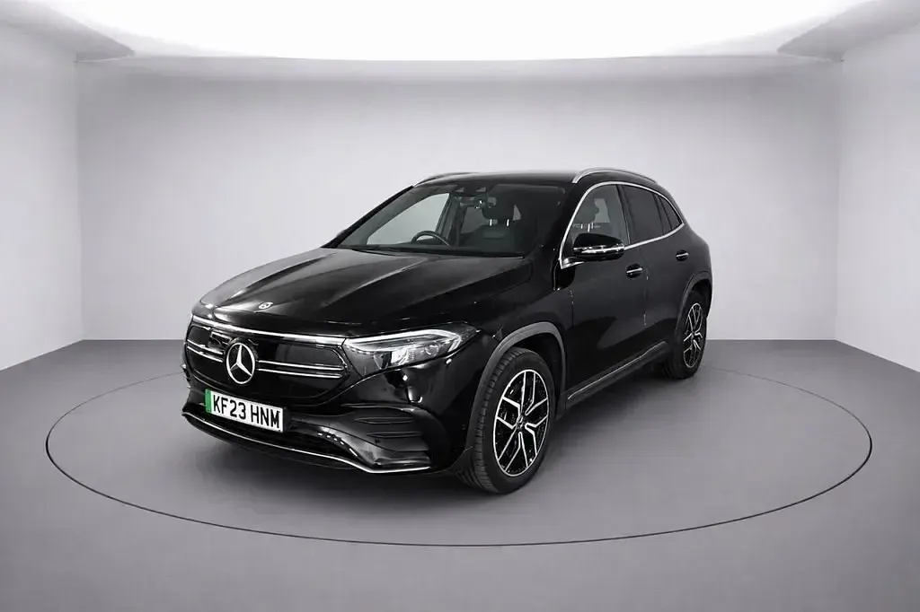 Begagnad Mercedes EQA250+ AMG line 139 kW (190 HK) 2023 Svart SUV