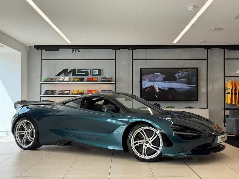 Green Used 2023 McLaren 750S Coupe | £207,450 - Image 1/4