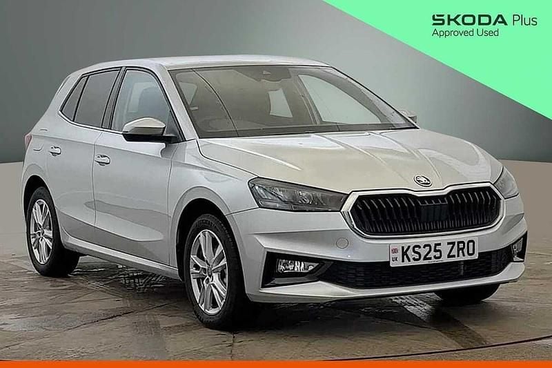 Used Skoda Fabia SE L 113 HP (83 kW) 2025 Brilliant silver metallic Hatchback