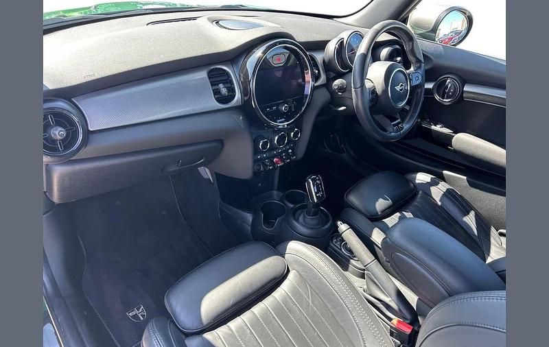 Used Mini Cooper S Exclusive 176 HP (129 kW) 2022 Green Hatchback