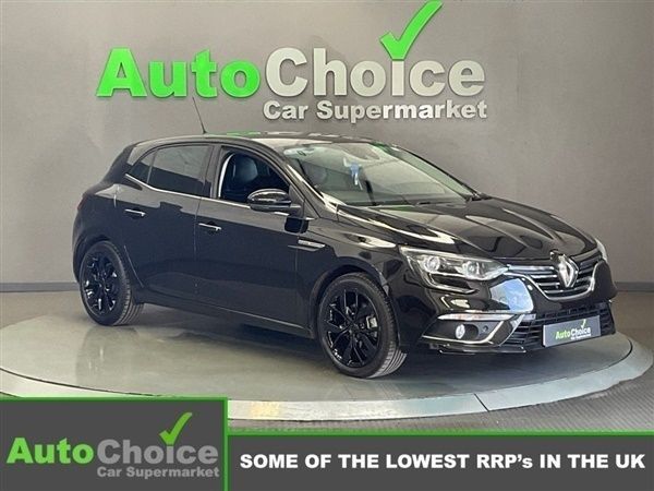 Black Used 2016 Renault Mégane III Dynamique Hatchback | £6,485 (A bit pricey) - Image 1/2
