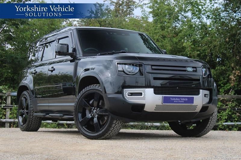 Black Used 2021 Land Rover Defender SE SUV | £39,489 (Super price) - Image 1/4