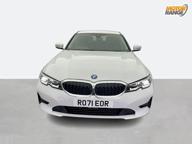 Used BMW 330e Comfort Edition 292 HP (214 kW) 2021 White Sedan