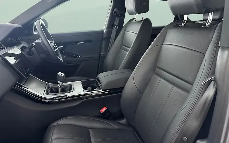 Used Land Rover Range Rover evoque S 163 HP (119 kW) 2024 White SUV