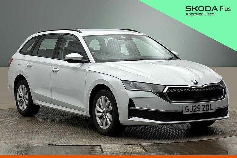 Used Skoda Octavia SE Technology 85 HP (62 kW) 2025 Moon white metallic Estate