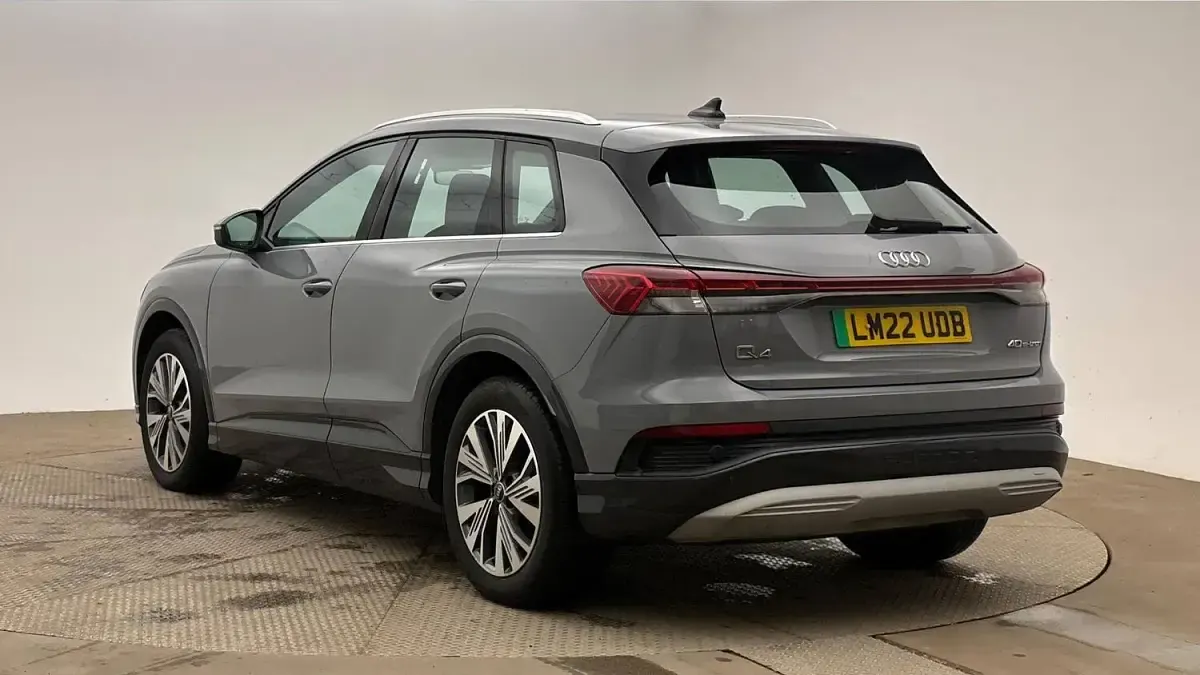 Used Audi Q4 e-tron Sport 150 kW (204 HP) 2022 Grey SUV