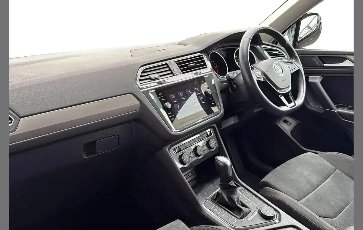 Used VW Tiguan Allspace Match 150 HP (110 kW) 2019 Grey SUV