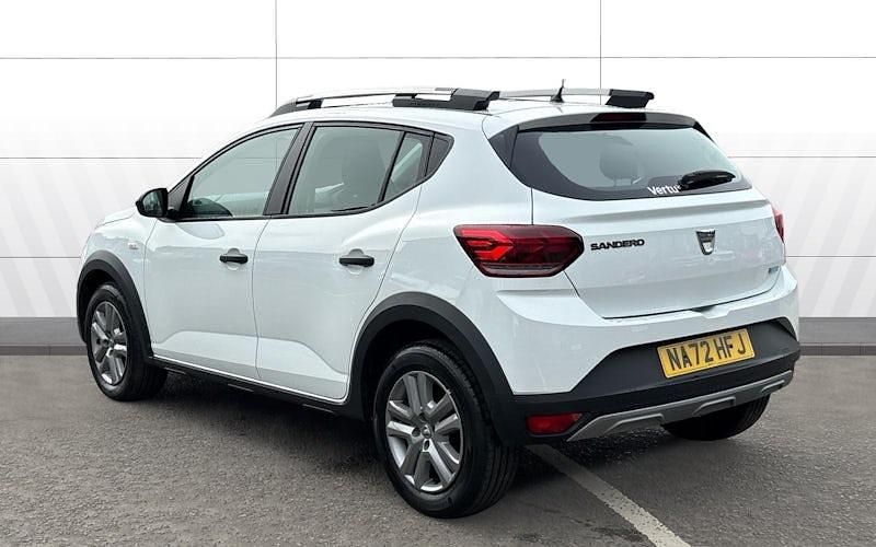 Used Dacia Sandero Essentiel 101 HP (74 kW) 2022 Hatchback