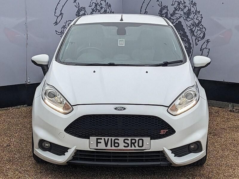 Used Ford Fiesta ST 2016 White Hatchback