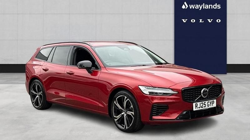 Used Volvo V60 Plus 345 HP (253 kW) 2025 Red Estate