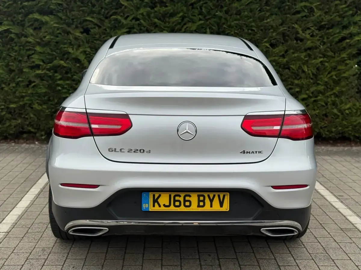 Second-hand Mercedes GLC220 AMG line 170 CP (125 kW) 2017 Argintiu Coupe