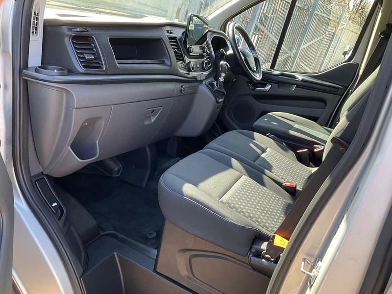 Used Ford Transit Custom Trend 130 HP (95 kW) 2019 Silver Van
