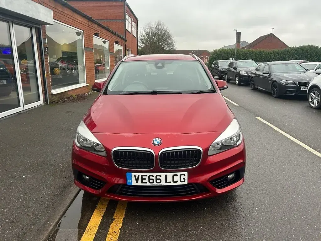 Used BMW 225 Active Tourer Sport Line 2017 Red MPV