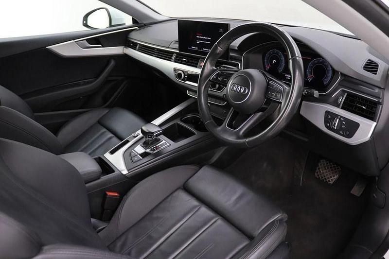 Used Audi A5 Sport 150 HP (110 kW) 2021 White Coupe