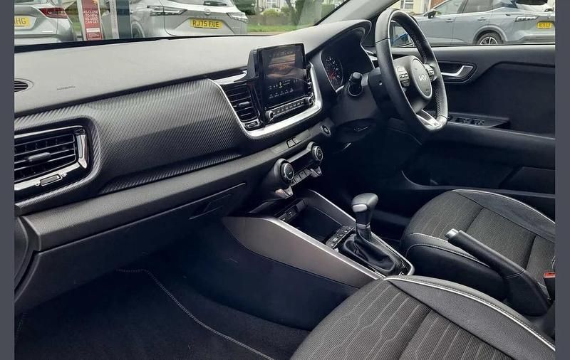 Used Kia Stonic GT-Line S 117 HP (86 kW) 2023 White SUV