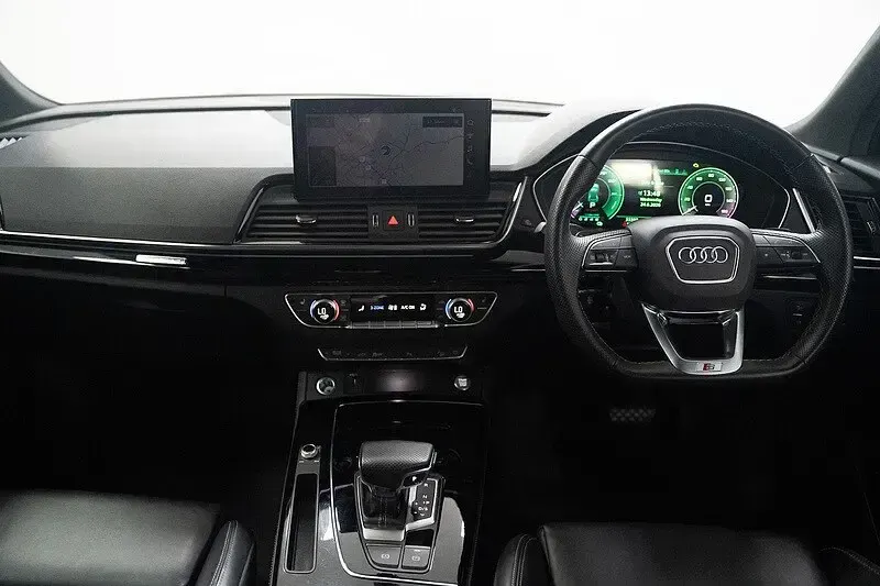 Used Audi Q5 Comfort 2023 Grey SUV