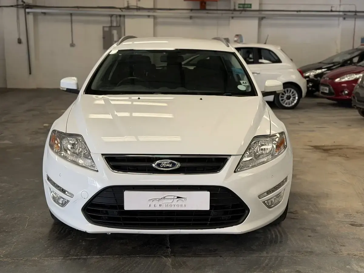 Used Ford Mondeo Business Edition 180 HP (132 kW) 2014 White Estate