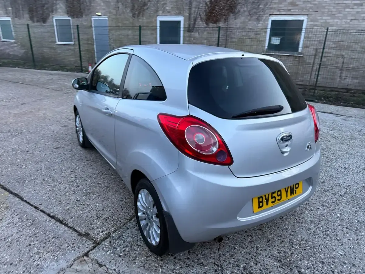 Used Ford Ka Zetec 69 HP (50 kW) 2010 Silver Hatchback
