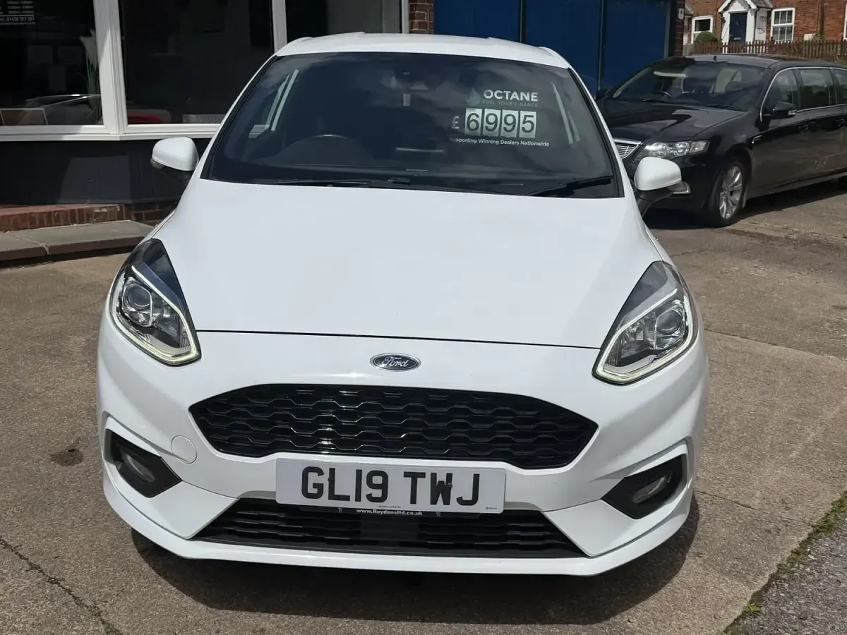 Used Ford Fiesta ST-Line 100 HP (73 kW) 2019 White Hatchback