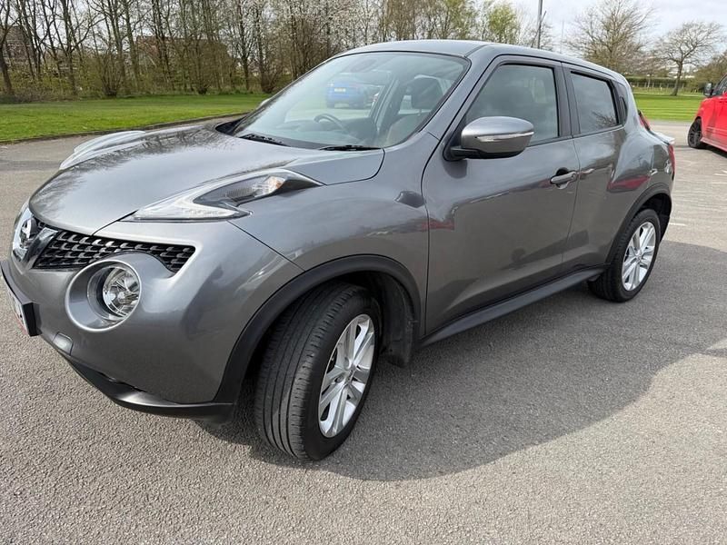 Used Nissan Juke N-Connecta 115 HP (84 kW) 2016 Grey SUV