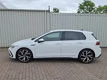 Used VW Golf VIII R-line 150 HP (110 kW) 2024 White Hatchback