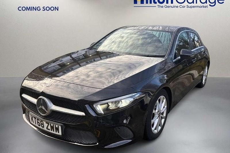 Used Mercedes A180 136 HP (100 kW) 2018 Black Hatchback