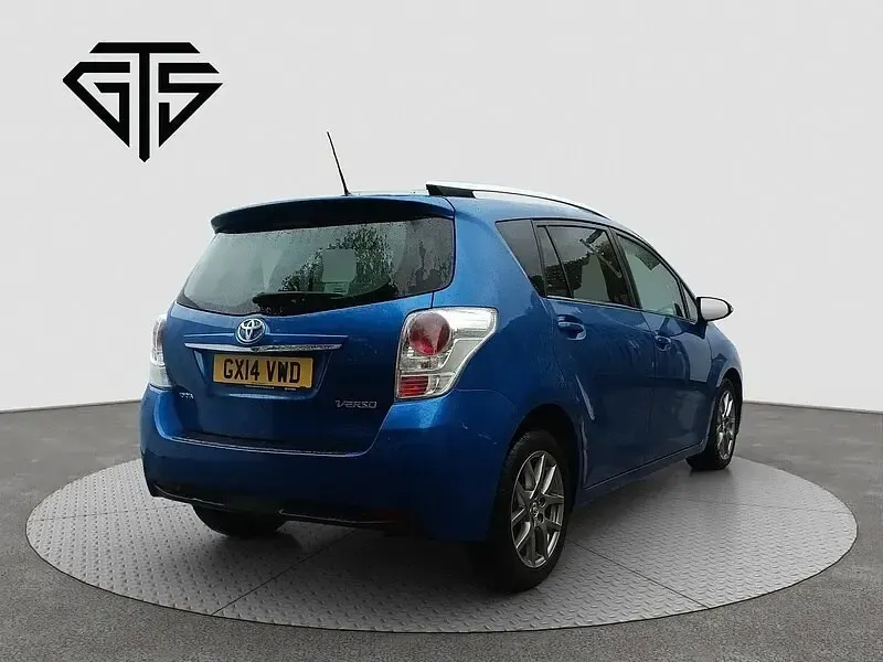Used Toyota Verso 112 HP (82 kW) 2014 Blue MPV