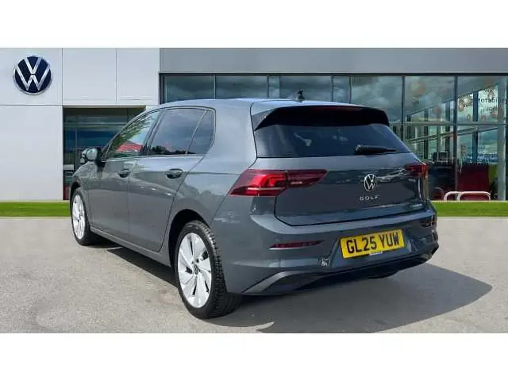 Used VW Golf VIII 204 HP (150 kW) 2025
