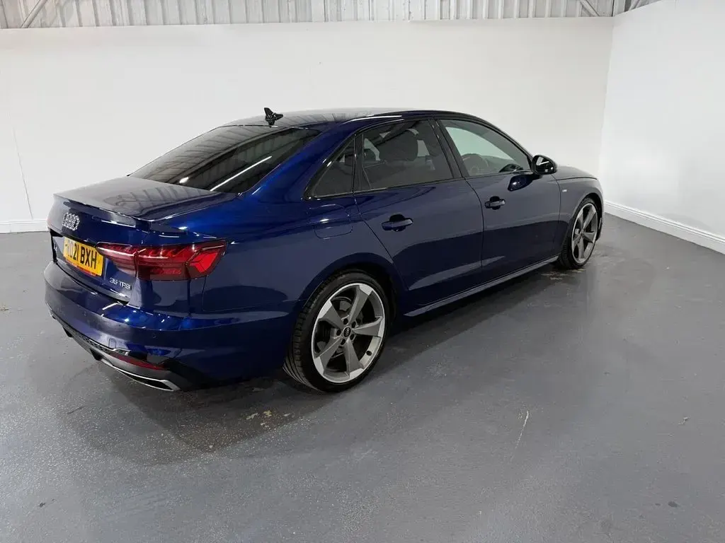 Used Audi A4 Black Edition 150 HP (110 kW) 2021 Blue Sedan