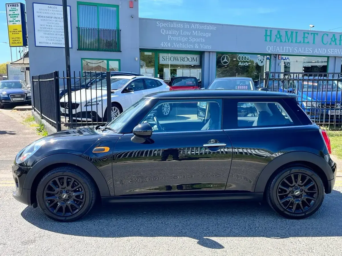 Used Mini Cooper Hatch 136 HP (100 kW) 2014 Black Hatchback