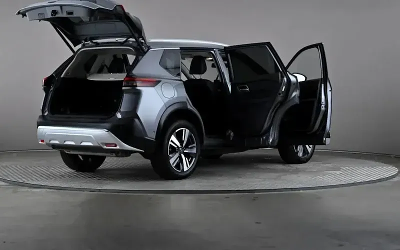 Used Nissan X-Trail Tekna 204 HP (150 kW) 2024 Grey SUV