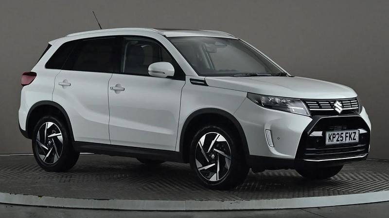 White Used 2025 Suzuki Vitara SUV | £19,998 (Expensive) - Image 1/3