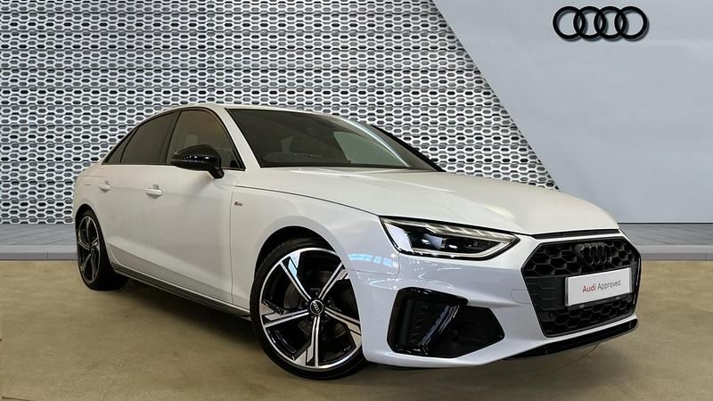 Used Audi A4 Black Edition 204 HP (150 kW) 2022 White Sedan