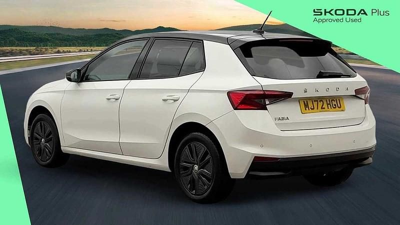 Used Skoda 110 R Colour Edition 81 HP (59 kW) 2022 Candy white black magic pearl effect Hatchback