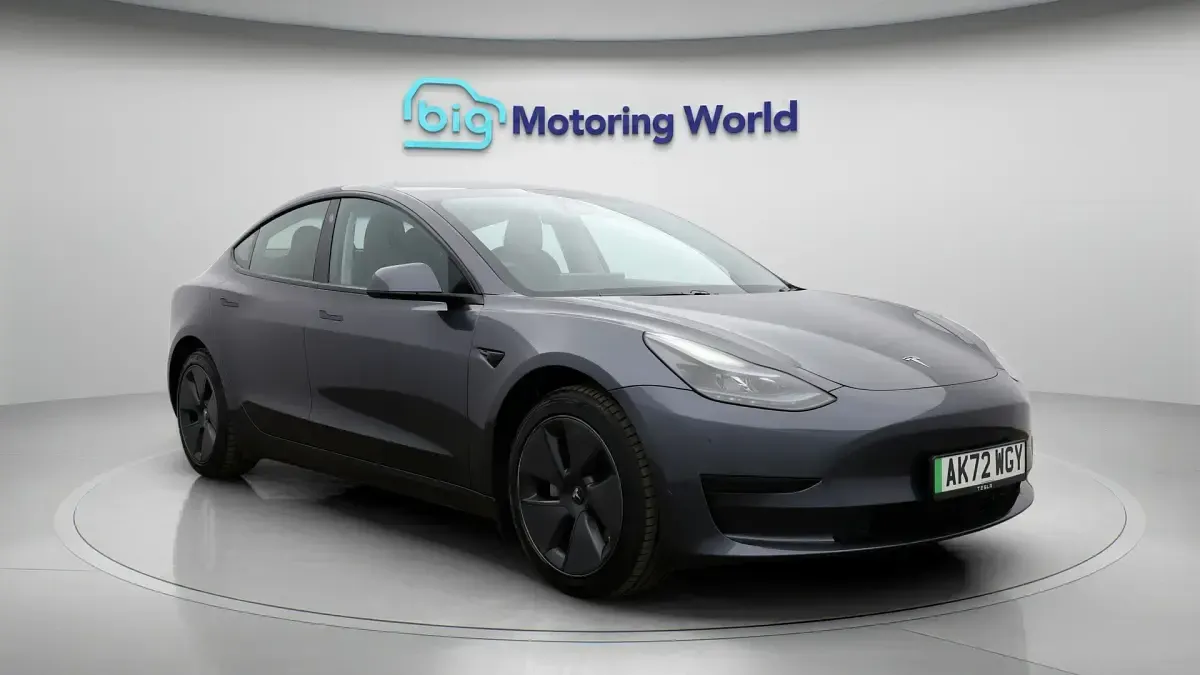 Used Tesla Model 3 RWD 222 kW (302 HP) 2022 Sedan