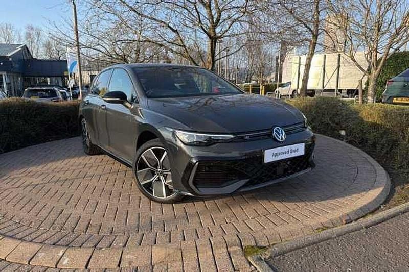 New VW Golf VIII Black Edition 150 HP (110 kW) 2025 Grey Hatchback
