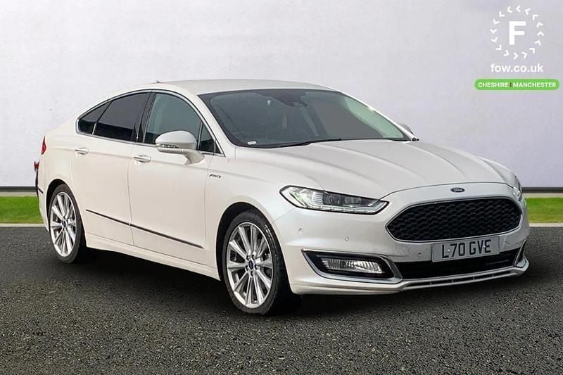 White Used 2017 Ford Mondeo Vignale Hatchback | £14,999 (Expensive) - Image 1/3