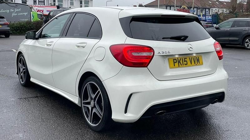 Used Mercedes A200 AMG 156 HP (114 kW) 2015 White Hatchback