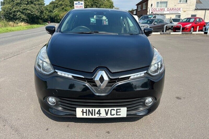 Used 2014 Renault Clio IV Dynamique Hatchback | £4,595 (Fair price) - Image 1/1